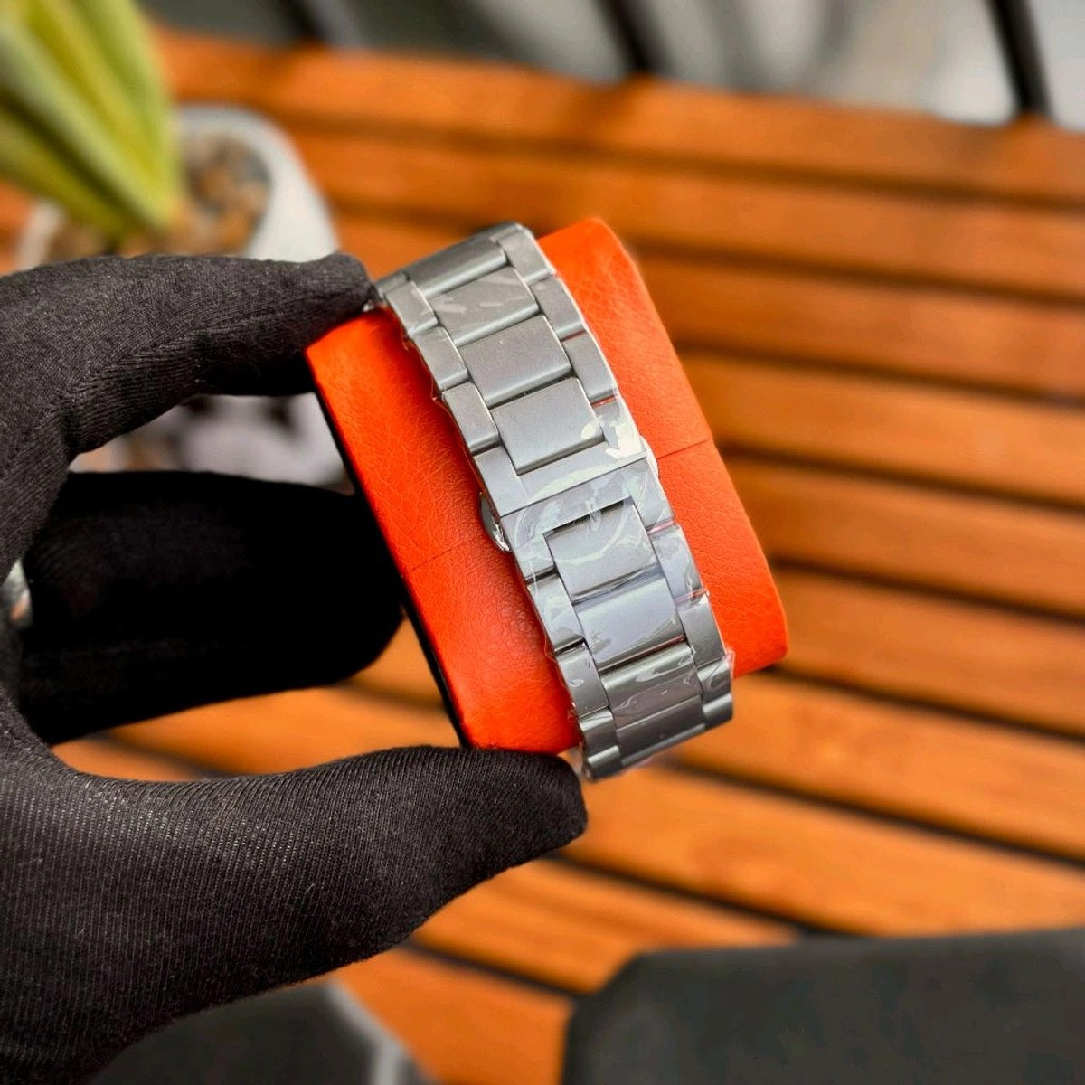 Arabic Steel White SABR